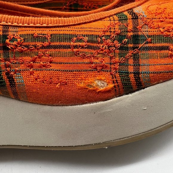 Womens Size 10 Wedge Slip On Fabric Orange Plaid NEW - Picture 6 of 11